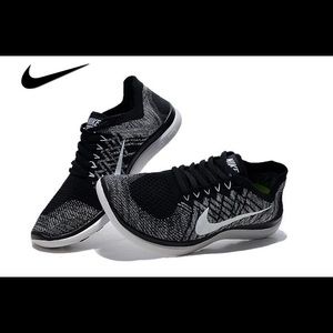 Nike Women’s Flyknit 4.0 Free Sneakers